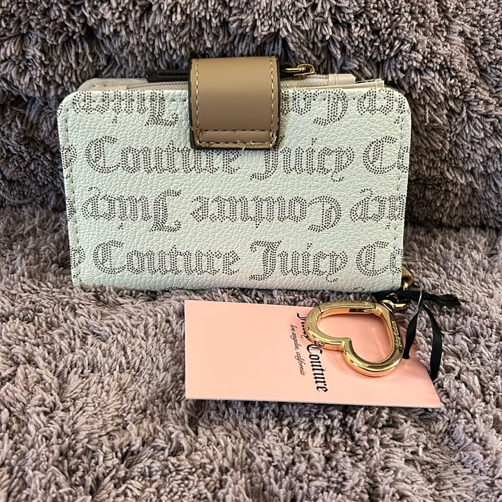 COPY -Juicy couture pecan white w/pecan wallet - Picture 4 of 12